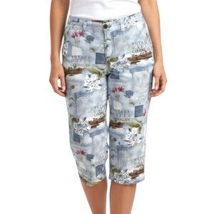 Caribbean Joe Blue Floral  Voyage Oasis Travel Capri Pants Women’s 12 Petite